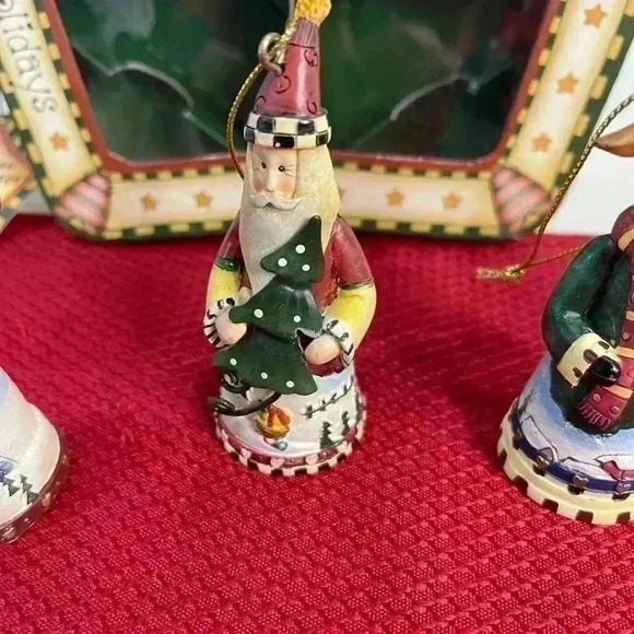 Christmas ornament set of five handcrafted poly resin metal ornaments, new inbox - Picture 6 of 8